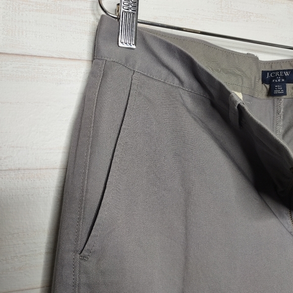J. Crew Straight-fit flex khaki pant - Picture 8 of 14
